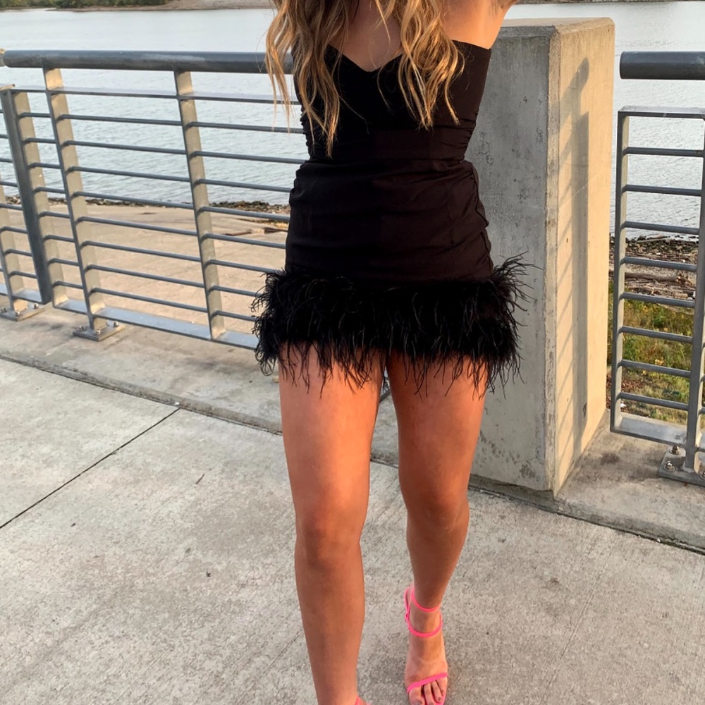 REVOLVE DRESS!!! - Picture 2 of 2